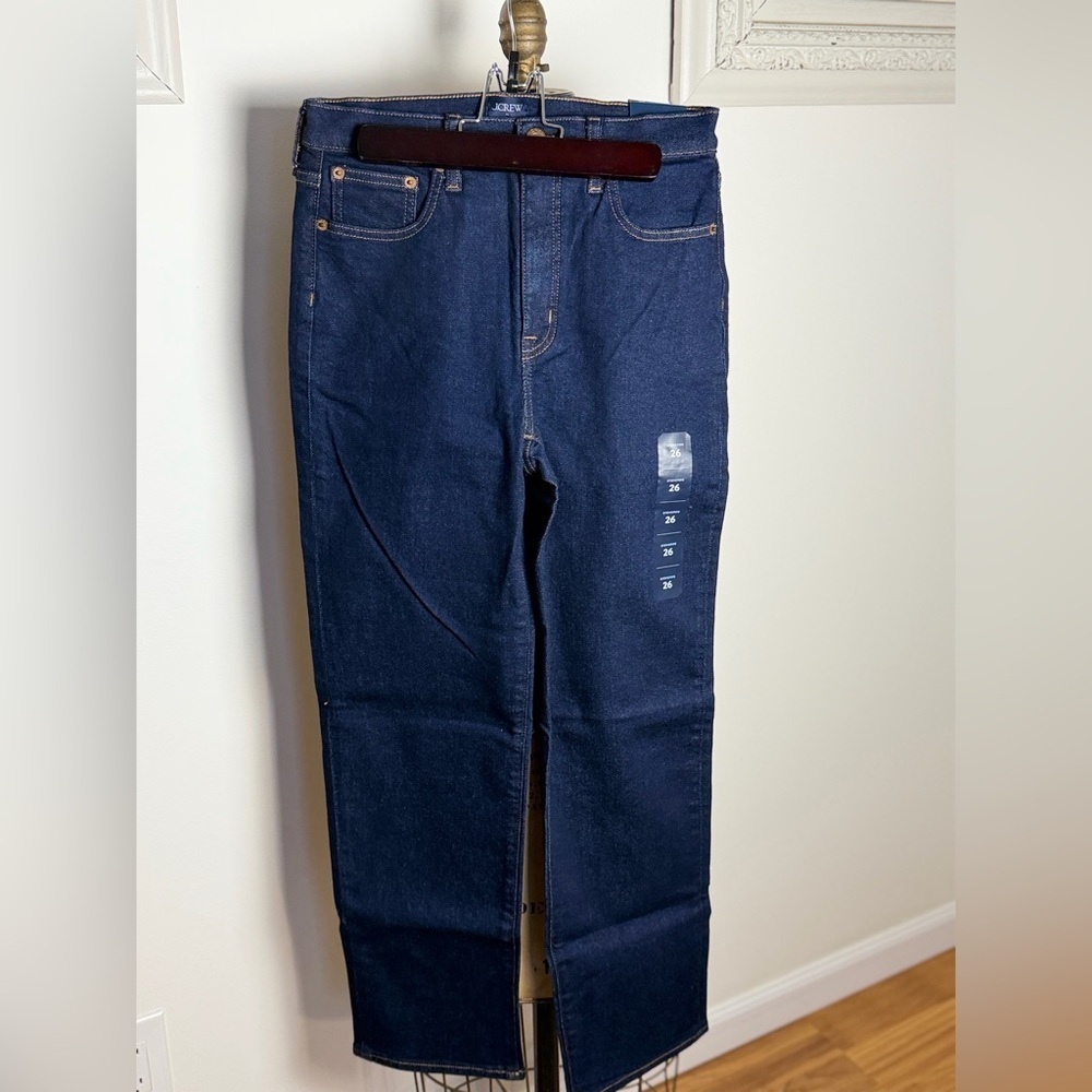 J. Crew dark denim jeans 26 stovepipe fit
NWT